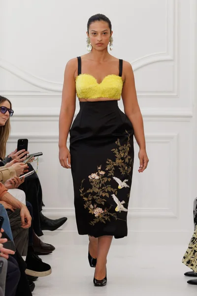 Look 37